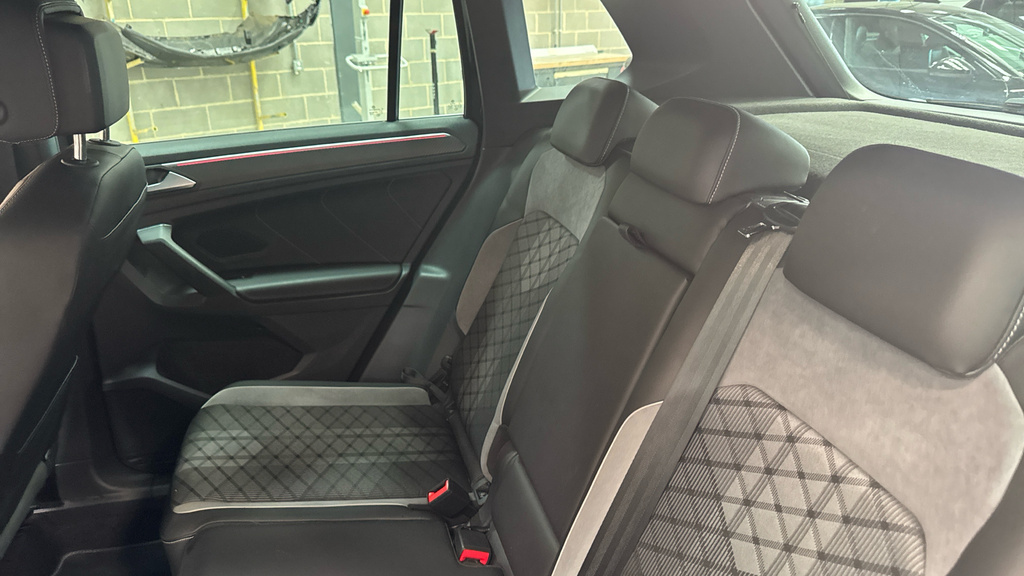 Volkswagen Tiguan 1.5 Tsi R-line Edition Dsg Euro 6 Ss Grey #14