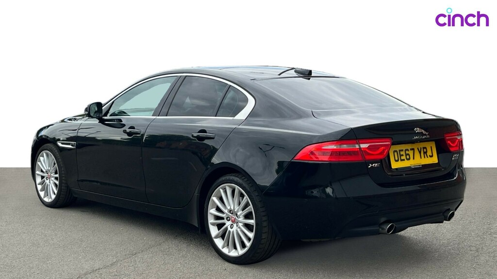Jaguar XE 2018 2.0I Gpf R-sport Saloon Euro White #5