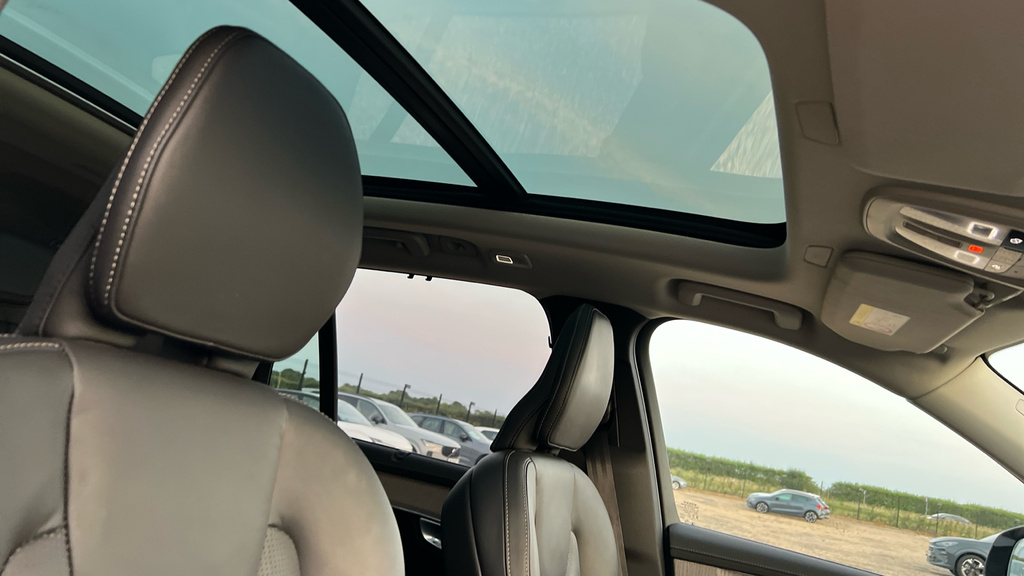 Volvo XC90 2.0 T8 18.8Kwh Ultra Dark Suv Plug-in H White #40