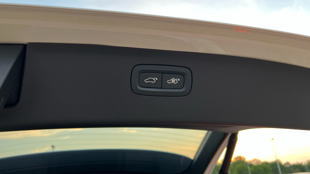 Volvo XC90 2.0 T8 18.8Kwh Ultra Dark Suv Plug-in H White #44