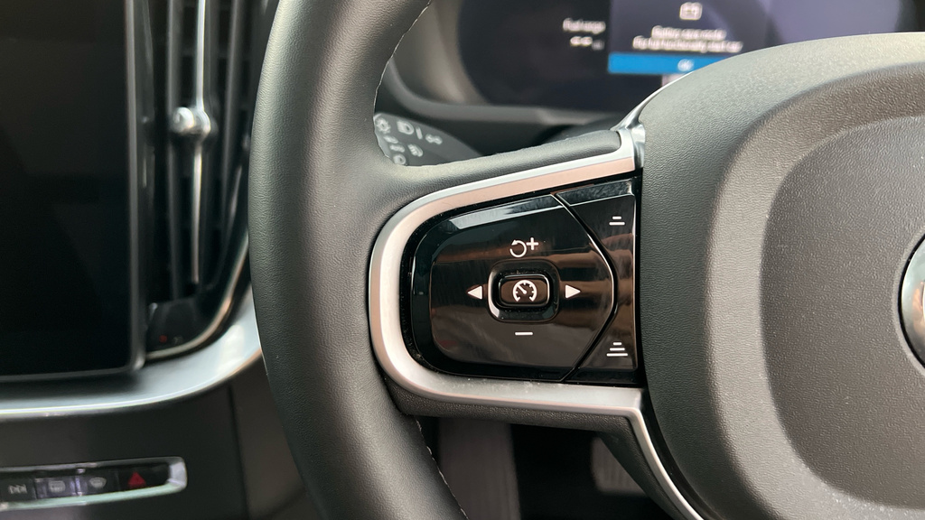 Volvo XC90 2.0 T8 18.8Kwh Ultra Dark Suv Plug-in H White #30