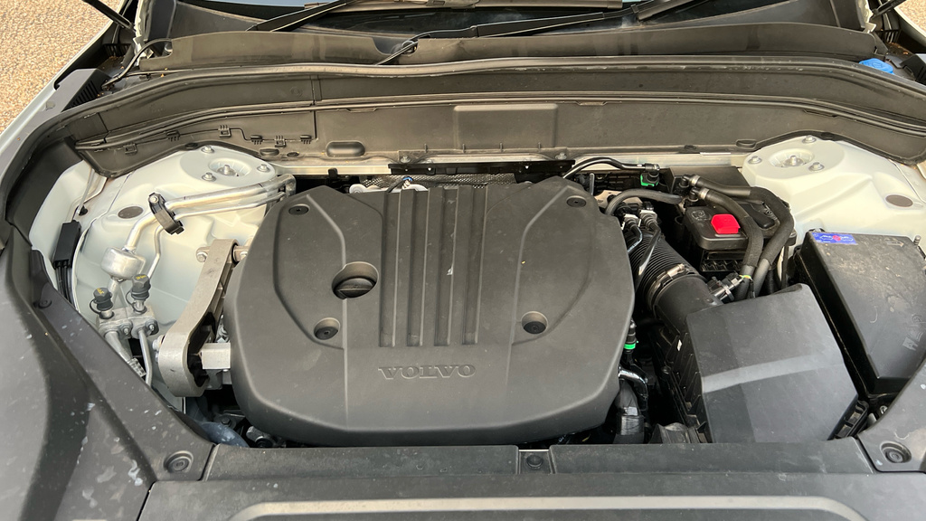 Volvo XC90 2.0 T8 18.8Kwh Ultra Dark Suv Plug-in H White #16