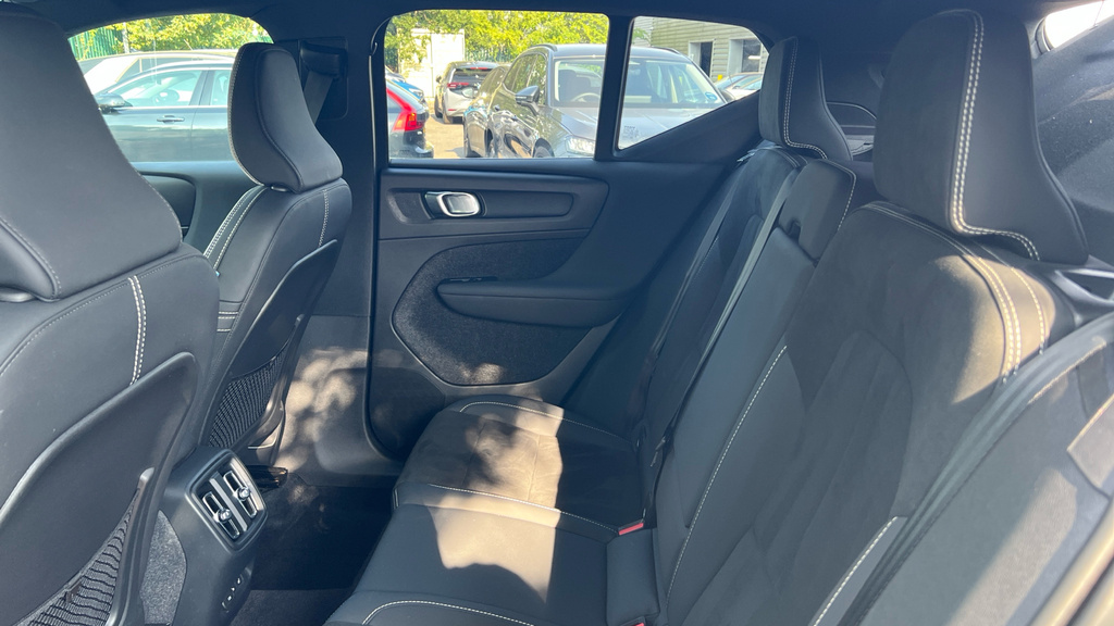 Volvo XC40 Xc40 300Kw Recharge Twin Ultimate 78Kwh Awd Au Green #40