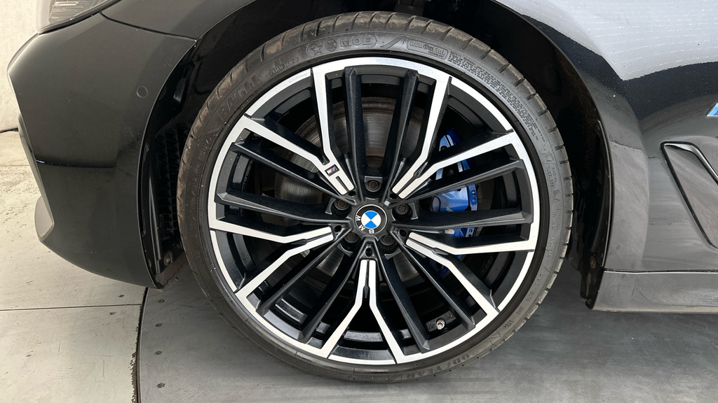 BMW 5 Series 2.0 520D Mht M Sport Touring Hybrid Ste Black #25