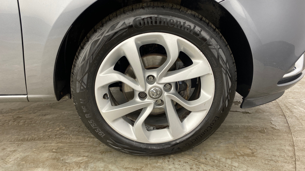 Vauxhall Corsa 1.4 90 Sport Air-con, Cruise, Alloys, Sports White #25