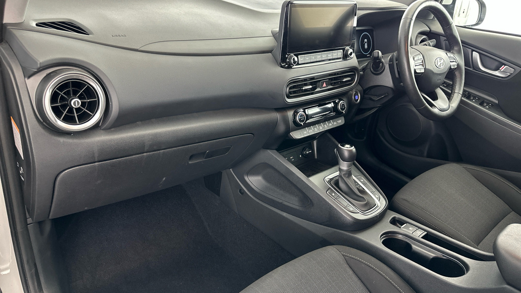 Hyundai Kona 64Kwh Premium Suv 10.5Kw Charge Green #10
