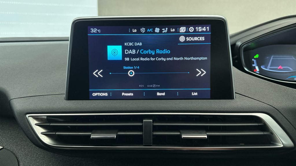 Peugeot 5008 1.5 Bluehdi Allure Eat8 Estate Black #14