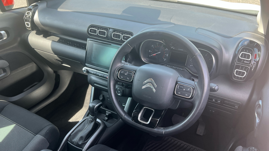 Citroen C3 Aircross 1.2 Puretech Flair Aircross Red #9