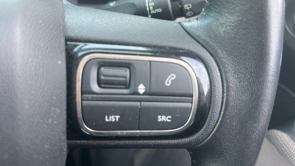 Citroen C3 Aircross 1.2 Puretech Flair Aircross Red #28