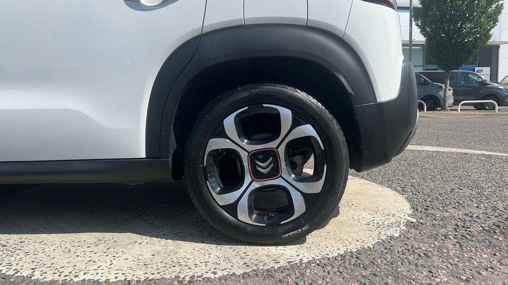 Citroen C3 Aircross 1.2 Puretech Flair Aircross Red #19