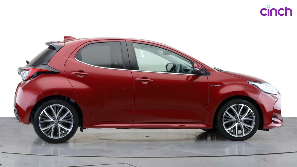 Toyota Yaris Toyota Yaris 1.5 Hybrid Design Cvt White #2