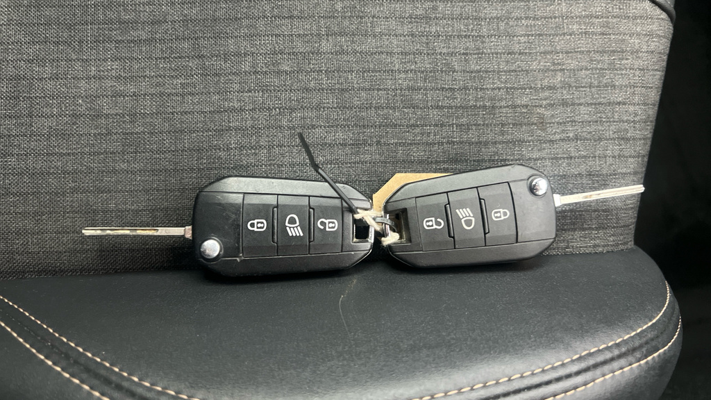 Peugeot 5008 1.5 Bluehdi Gt Line Premium Eat Euro 6 Ss  #32