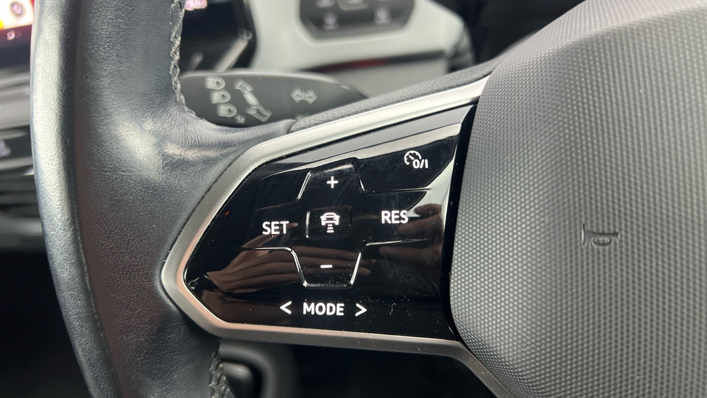 Volkswagen ID.3 107Kw Family Pro 58Kwh 18In Alloys Grey #16