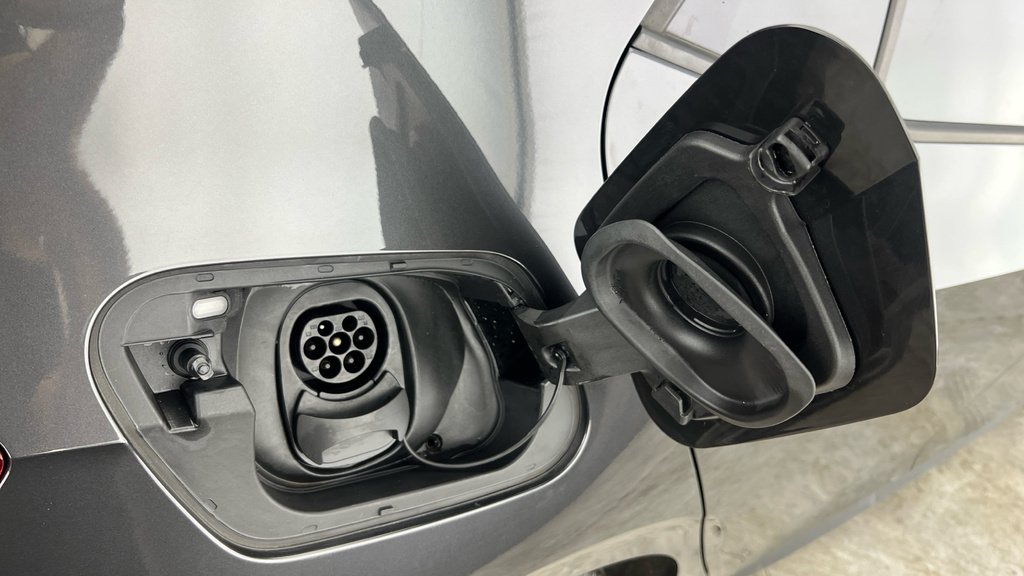 Volkswagen ID.3 107Kw Family Pro 58Kwh 18In Alloys Grey #32