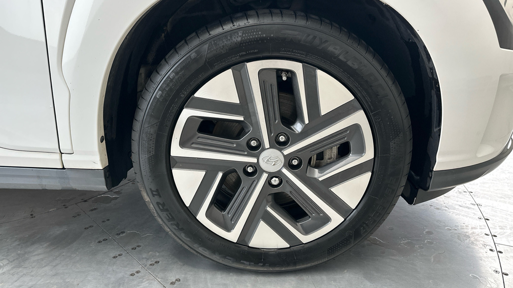 Hyundai Kona 1.0 T-gdi Mhev Premium Suv Hybrid Manua Blue #29