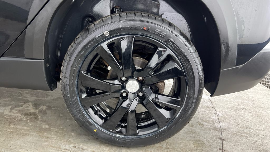 Peugeot 2008 1.2 Puretech Allure Suv Eat Euro 6 Ss Red #25