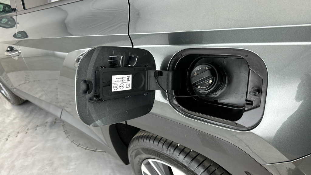 Hyundai Tucson 1.6 T-gdi 150 Ps Se Connect Suv Grey #26