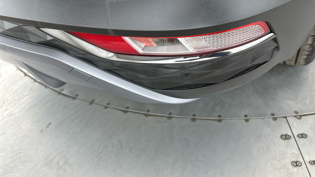 Hyundai Tucson 1.6 T-gdi 150 Ps Se Connect Suv Grey #3