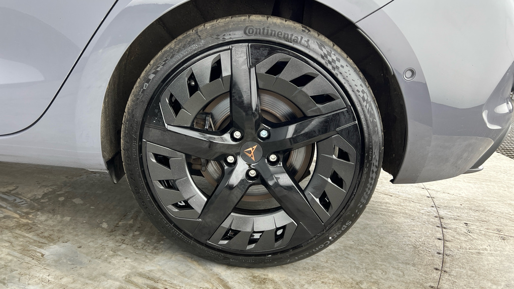 Cupra Leon V1 Design Edition 1.5 Etsi Evo Afv 150Ps Dsg Grey #23