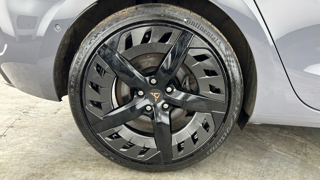 Cupra Leon V1 Design Edition 1.5 Etsi Evo Afv 150Ps Dsg Grey #24