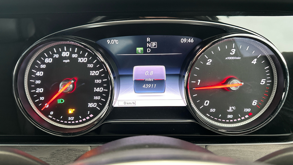 Mercedes-Benz E Class Grey #19