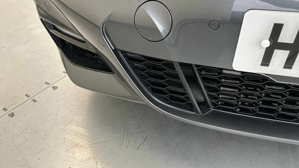 BMW 3 Series 320I Sport Step Black #3