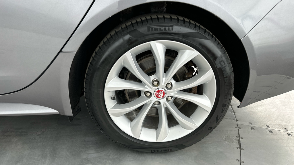 Jaguar XF R-dynamic Hse  #25