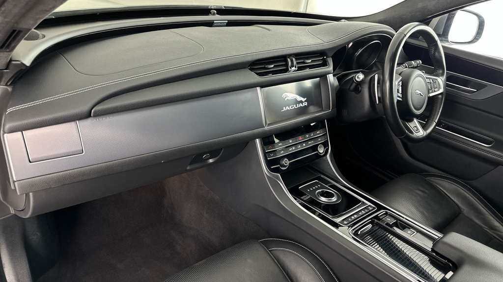 Jaguar XF R-dynamic Hse  #12