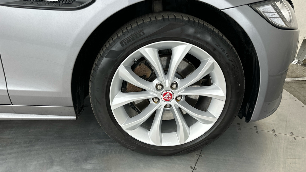 Jaguar XF R-dynamic Hse  #27