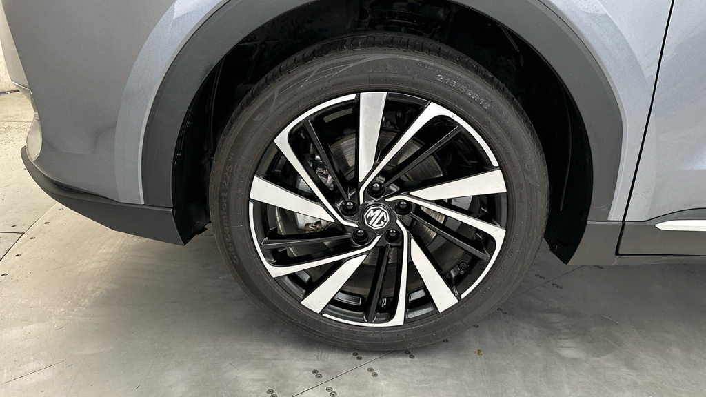 MG ZS 1.5 Hybrid Trophy Grey #24