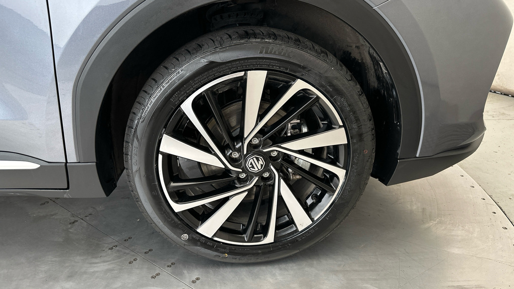 MG ZS 1.5 Hybrid Trophy Grey #27