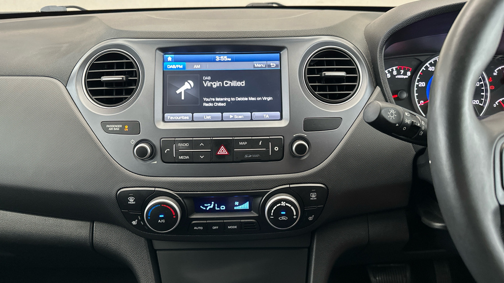 Hyundai I10 White #17