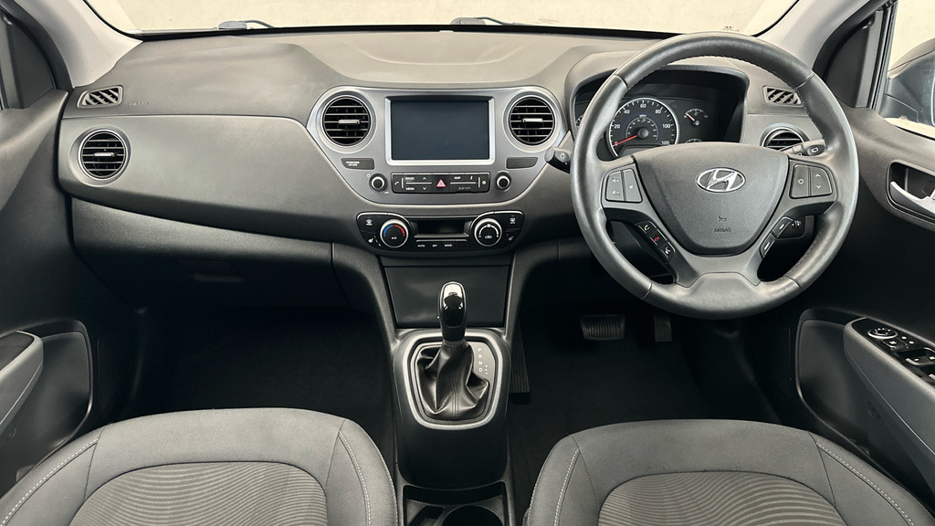 Hyundai I10 White #12