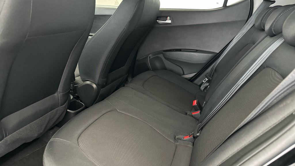 Hyundai I10 White #19