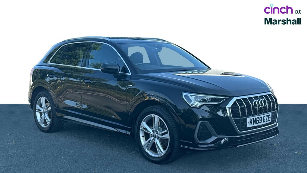 Audi Q3 2L S Line White #1