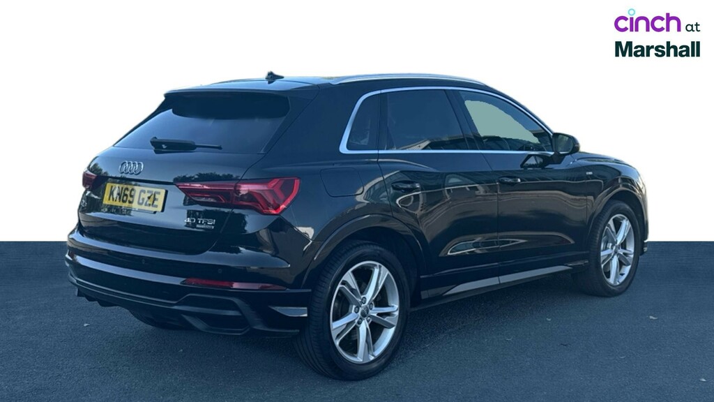 Audi Q3 2L S Line White #3