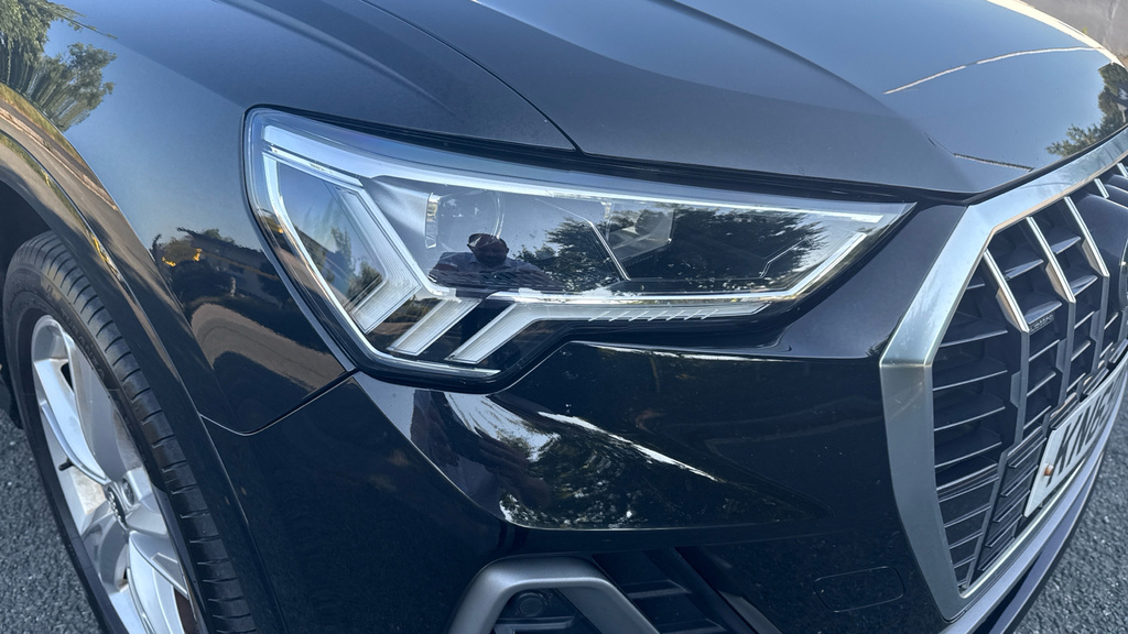 Audi Q3 2L S Line White #38