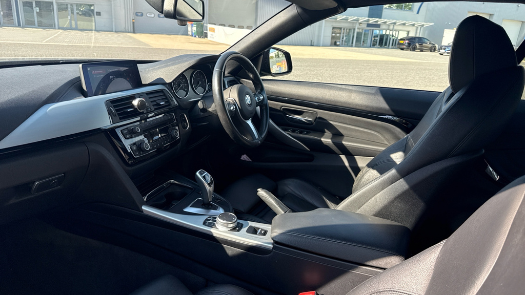 BMW 4 Series Blue #10