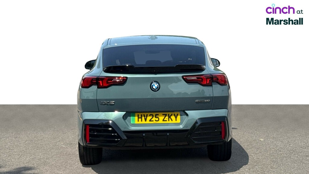 BMW iX2 Ix2 Edrive20 Shadow Edition Green #4
