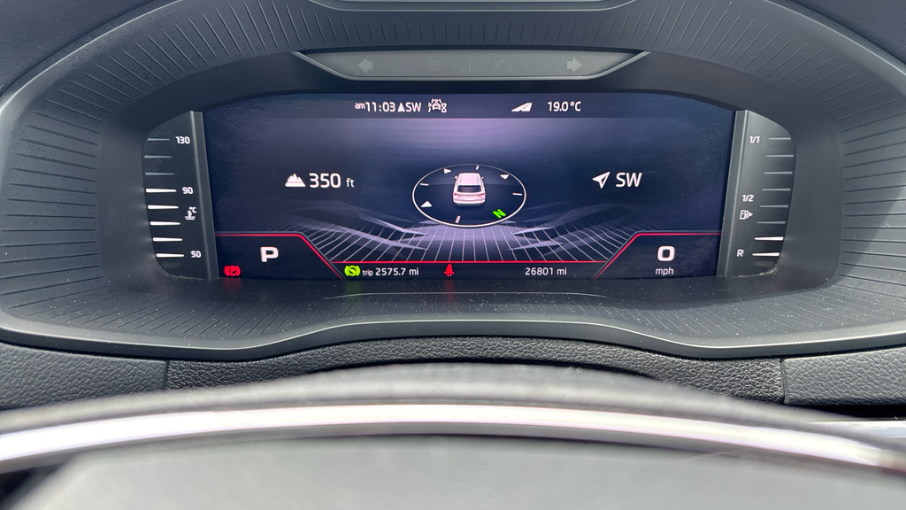 Skoda Karoq 1.5 Tsi Sportline Grey #30