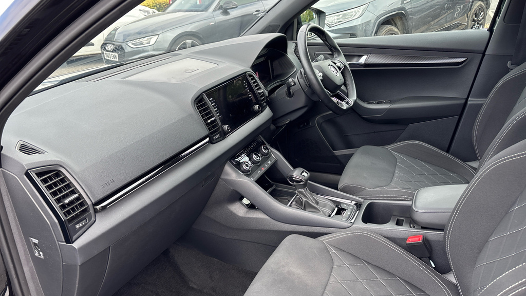Skoda Karoq 1.5 Tsi Sportline Grey #10