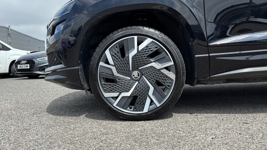 Skoda Karoq 1.5 Tsi Sportline Grey #16