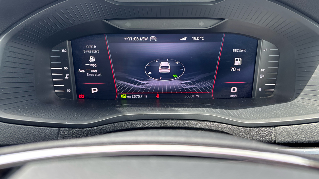 Skoda Karoq 1.5 Tsi Sportline Grey #31