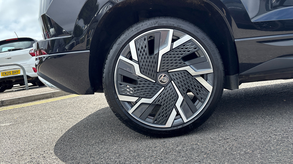 Skoda Karoq 1.5 Tsi Sportline Grey #18