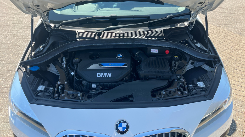 BMW 2 Series Active Tourer 218I M Sport White #16