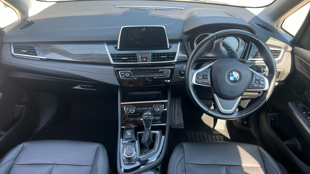 BMW 2 Series Active Tourer 218I M Sport White #11