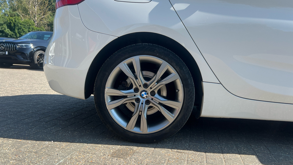 BMW 2 Series Active Tourer 218I M Sport White #19