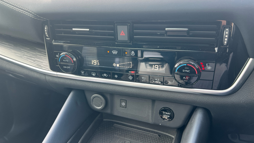 Nissan Qashqai 1.5 E-power Acenta Premium Grey #44