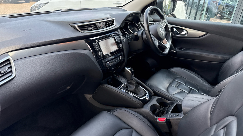 Nissan Qashqai 1.3 Dig-t 160 157 N-connecta Dct Glass Roof White #10