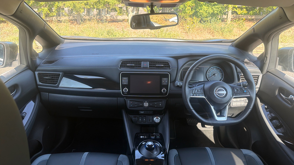 Nissan Leaf 39Kwh Tekna White #18